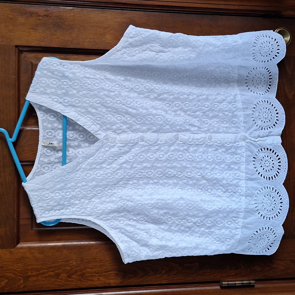 White Eyelet Button Down Top Size 1X